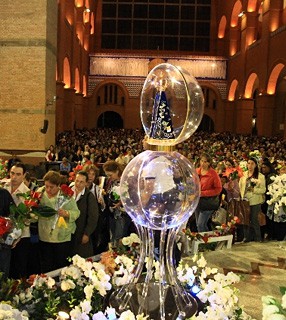 Aparecida deve receber 330 mil pessoas no feriado da Padroeira